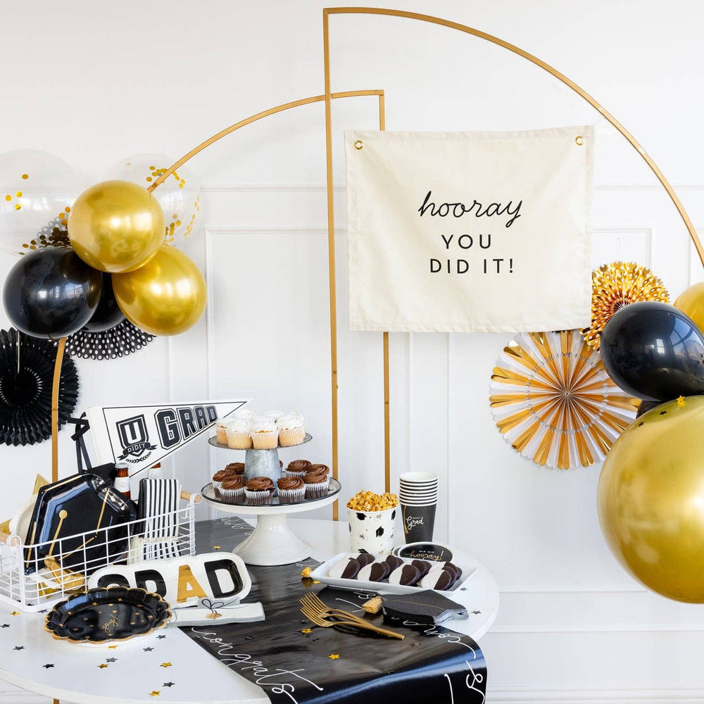 
                      
                        Graduation Cap Shaped Paper Plate
                      
                    